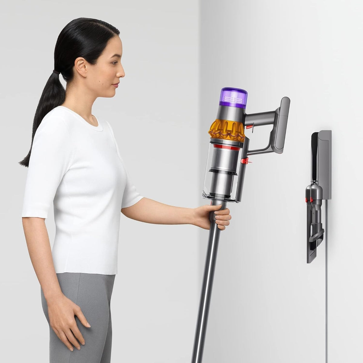 Aspirateur Dyson V15 Detect Absolute – L’Intelligence au Service du Nettoyage Parfait